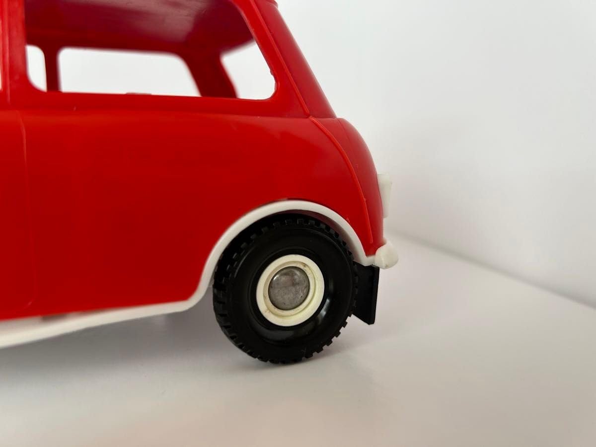 レア！　フィンランド　LOHJAN プラスチック製　ミニクーパー　ヴィンテージ Amazon.co.jp: レア フィンランド LOHJAN プラスチック製 ミニ